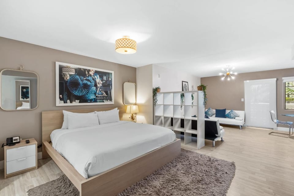 Bed, Bedroom