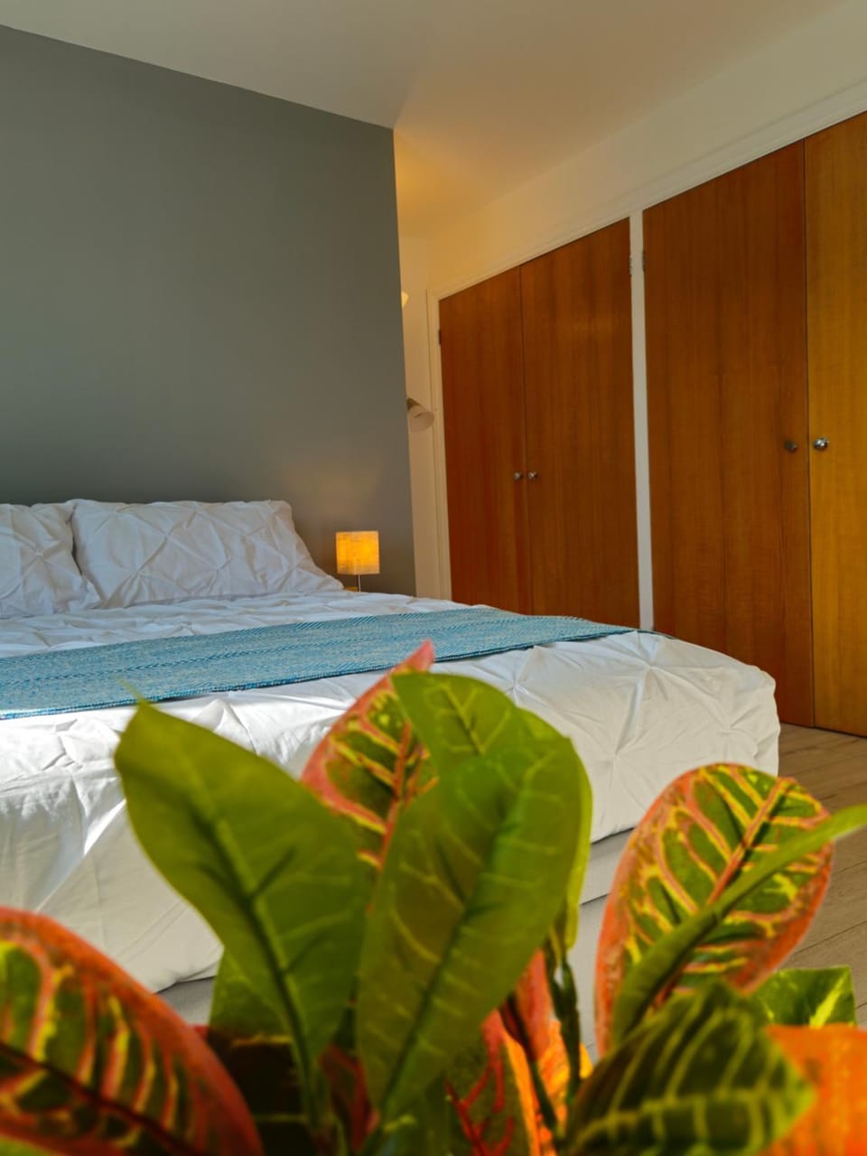 Bedroom, wardrobe
