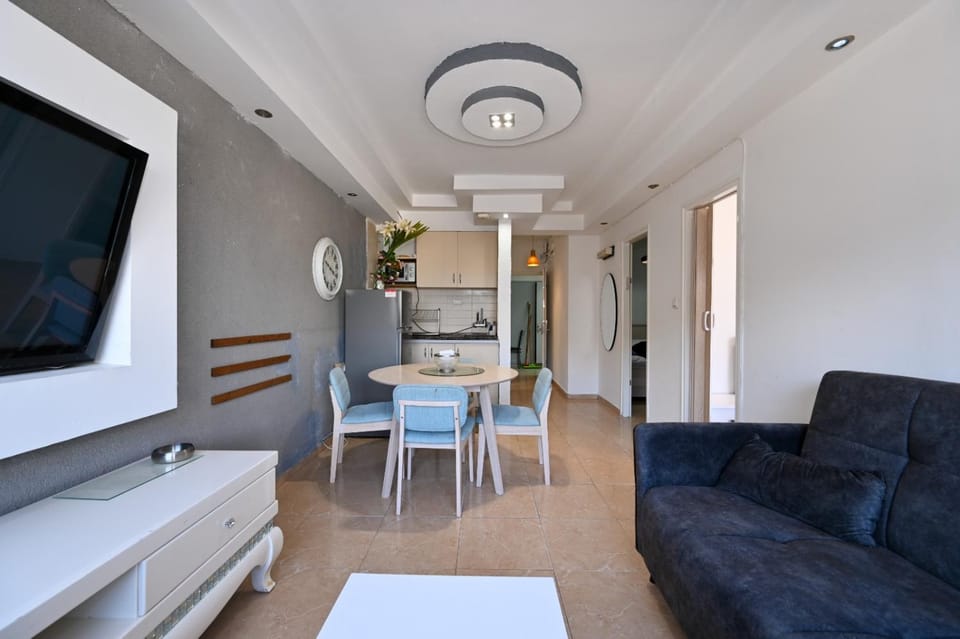TV and multimedia, Kitchen or kitchenette, Seating area, Dining area