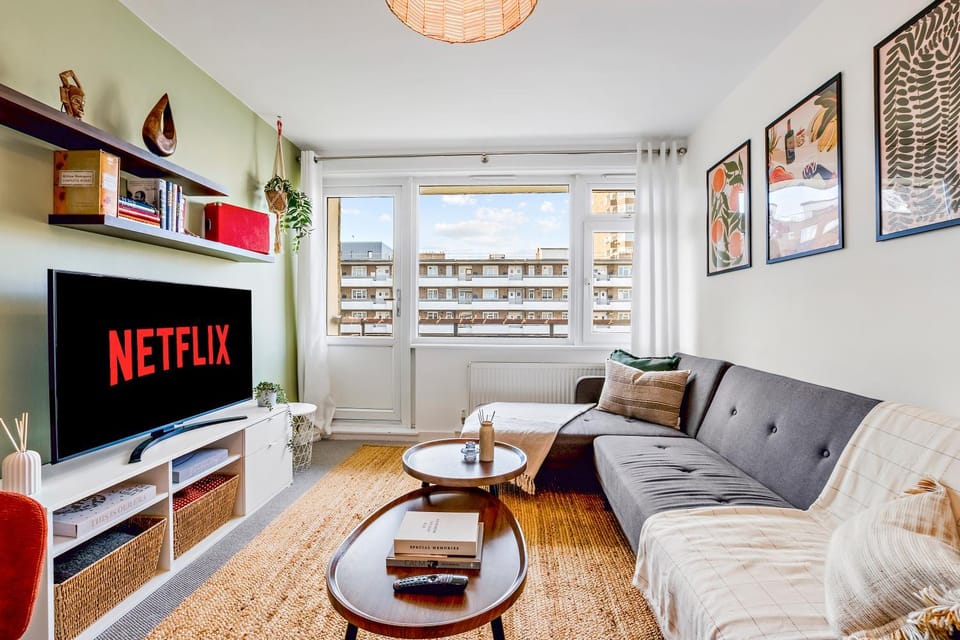Spacious 2-Bed Apartment In Shoreditch Apartment in London Borough of Islington