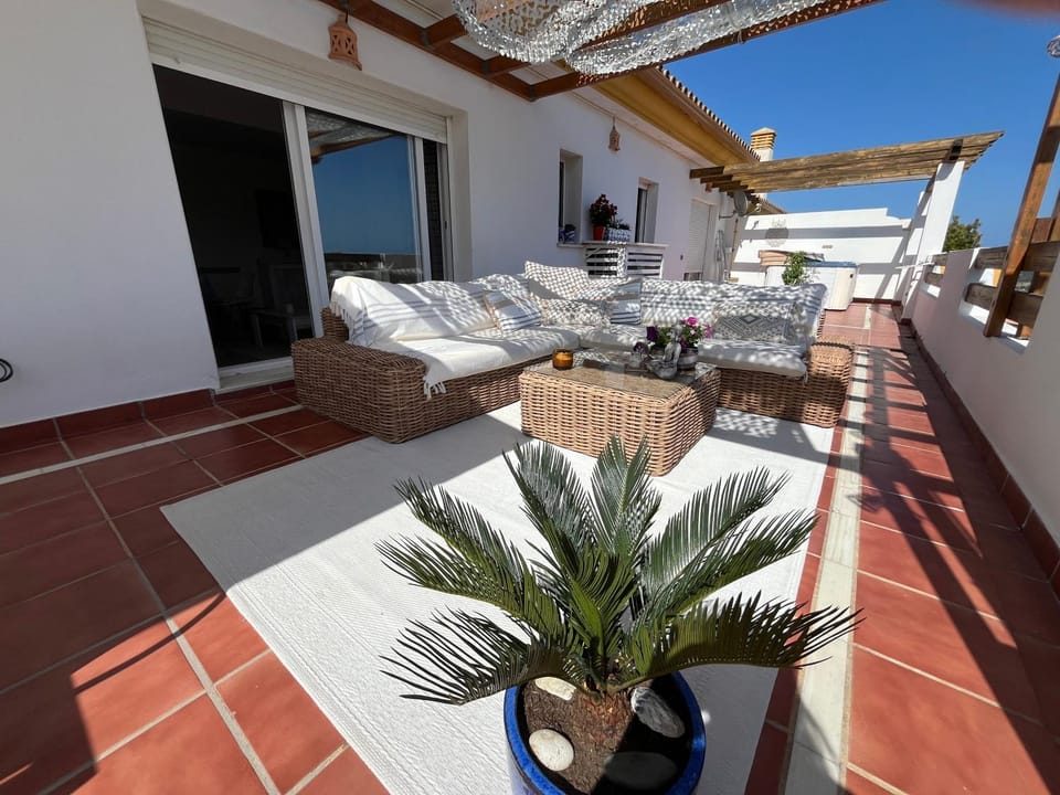 LA CALA PENTHOUSE CALANOVA Grand Golf Resort, PADEL & GOLF & SEA view Apartment in Costa del Sol