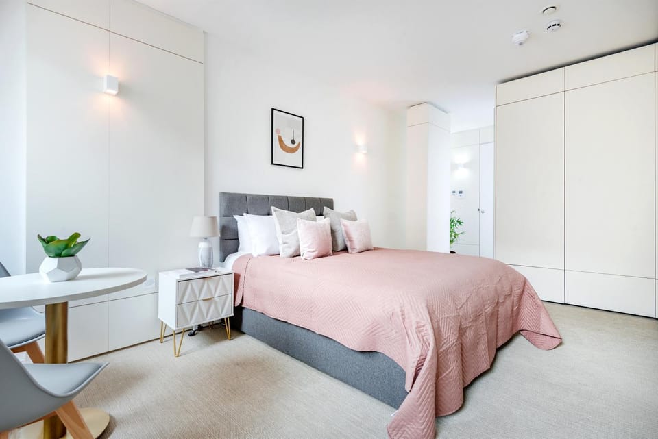 Bed, Bedroom, wardrobe