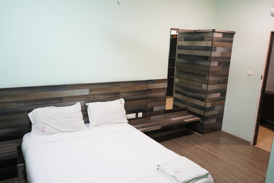 Royal Service apartment - KK Nagar Madurai Apartment in Madurai