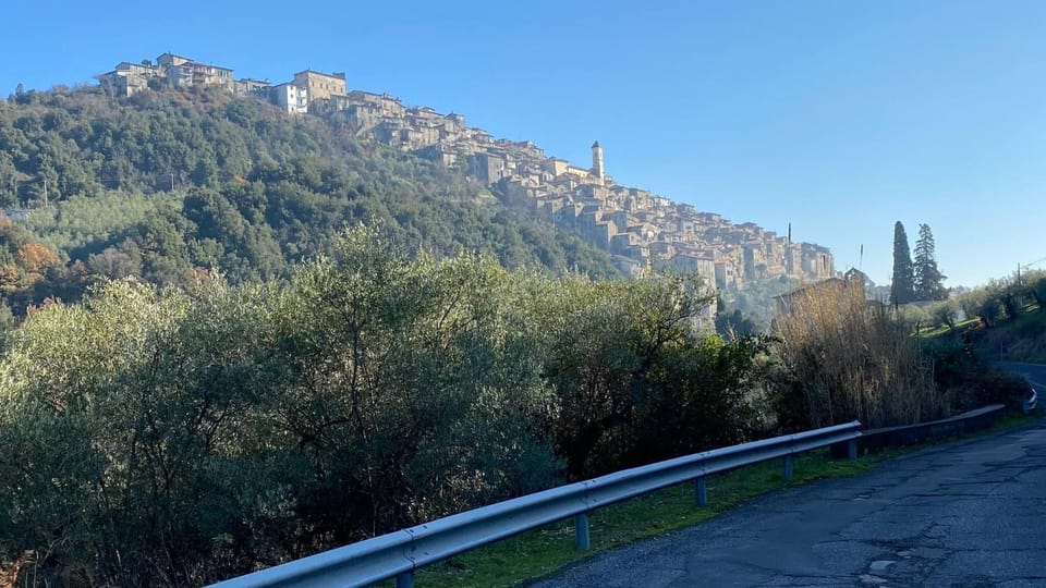 Hillside home with fantastic view - 7 beds - only 1h from Rome House in Lazio