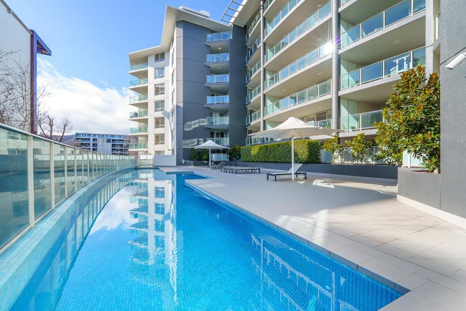 Property building, Swimming pool