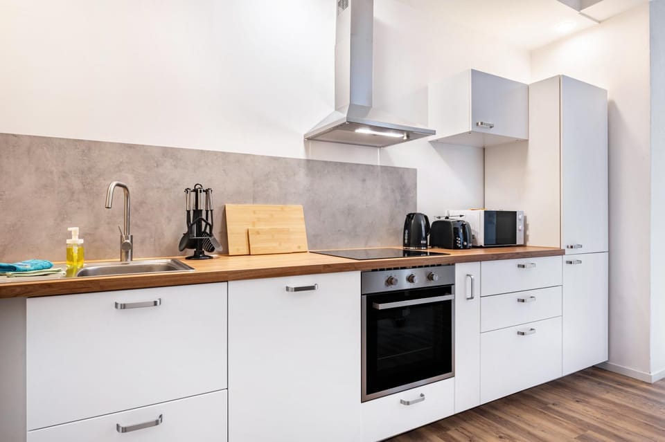 Kitchen or kitchenette, Living room