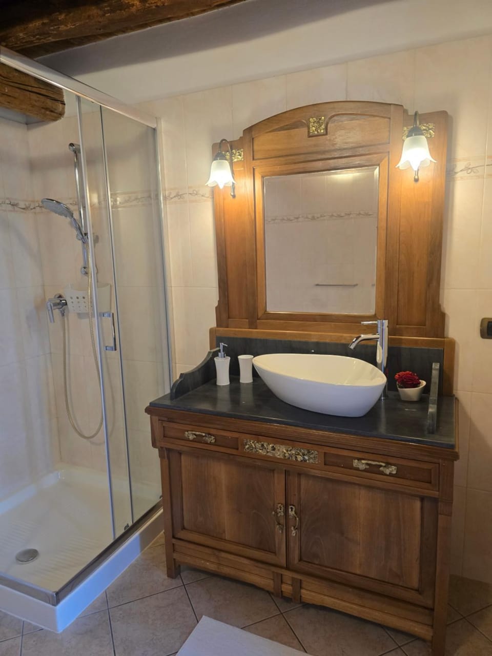 Shower, Bathroom, towels