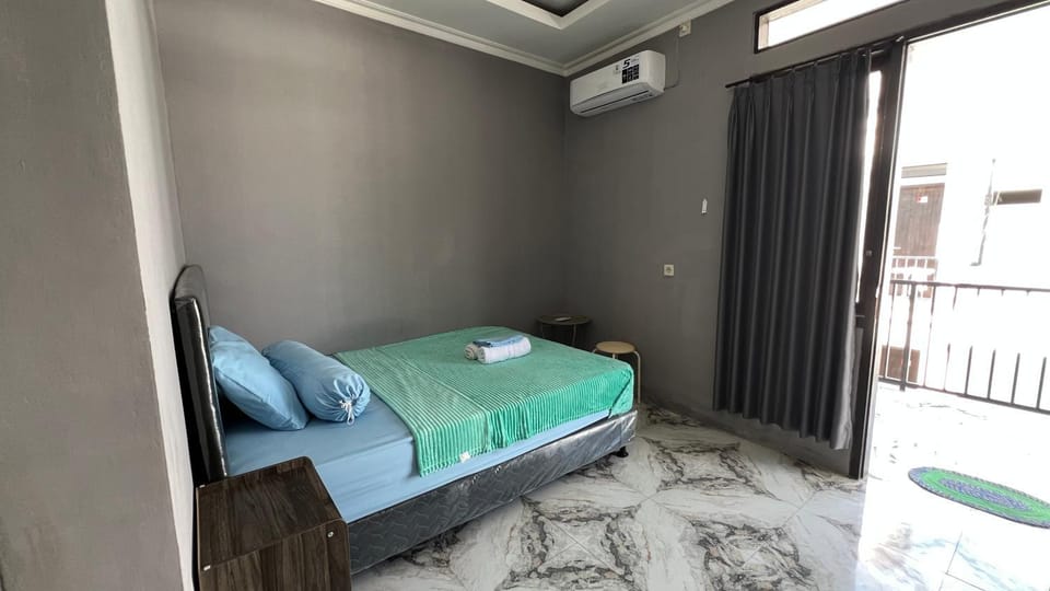 Solo travelers dream-affordable rooms by wirakos Vacation rental in Pujut