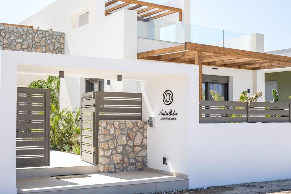 Nostos Luxury Apartments Apartment in Kremasti