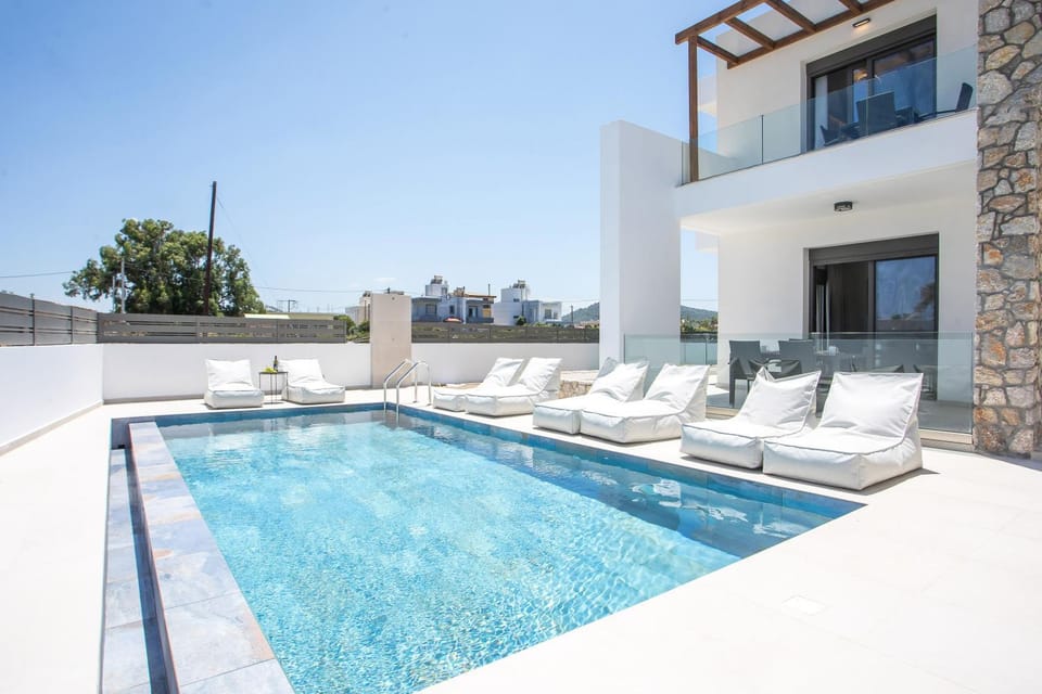 Nostos Luxury Apartments Apartment in Kremasti