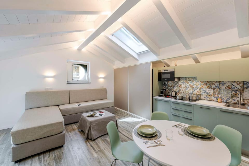 Kitchen or kitchenette, Living room, Dining area, kitchen