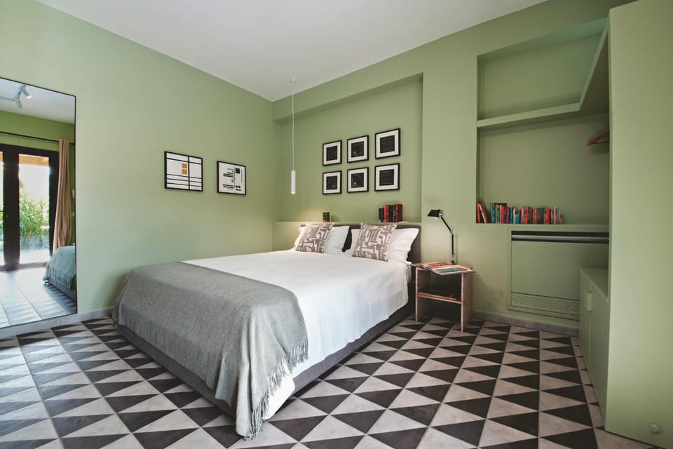 Patio, Bed, Photo of the whole room