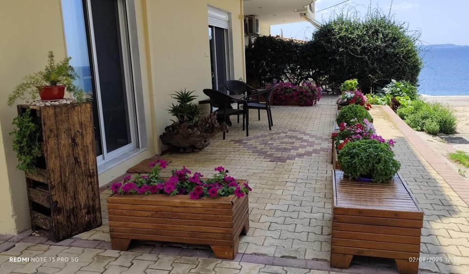 Property building, Day, View (from property/room), Balcony/Terrace, Garden view, Sea view