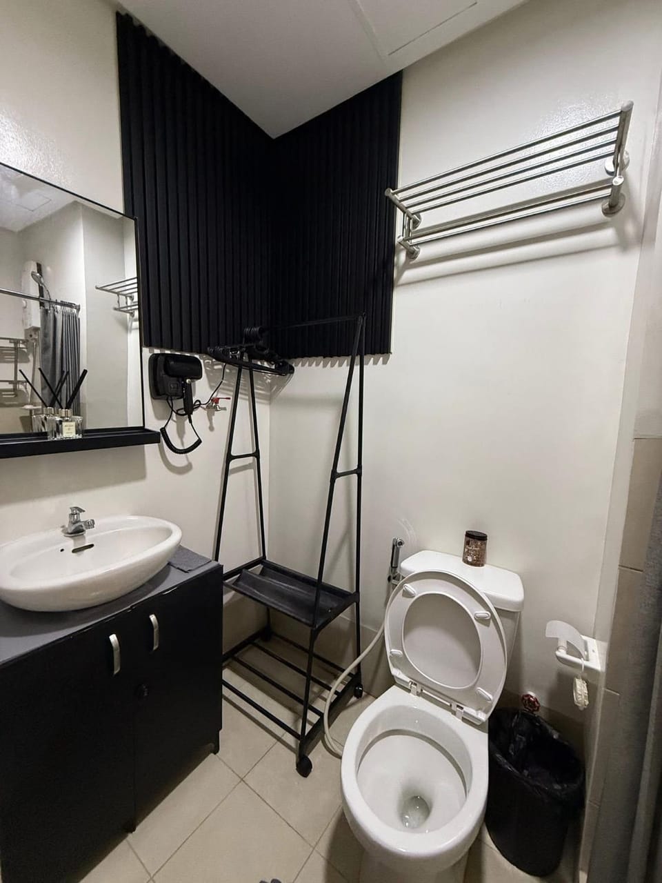Condo in Fairview SM Terraces Cozy Netflix Apartment in Quezon City