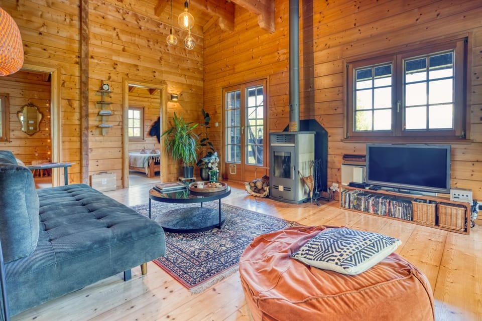 TV and multimedia, Living room, fireplace, fireplace
