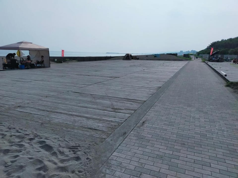Private House near Kamakura - 10 Min Walk to Beach - Free Parking & Fast WiFi Apartment in Kanagawa Prefecture