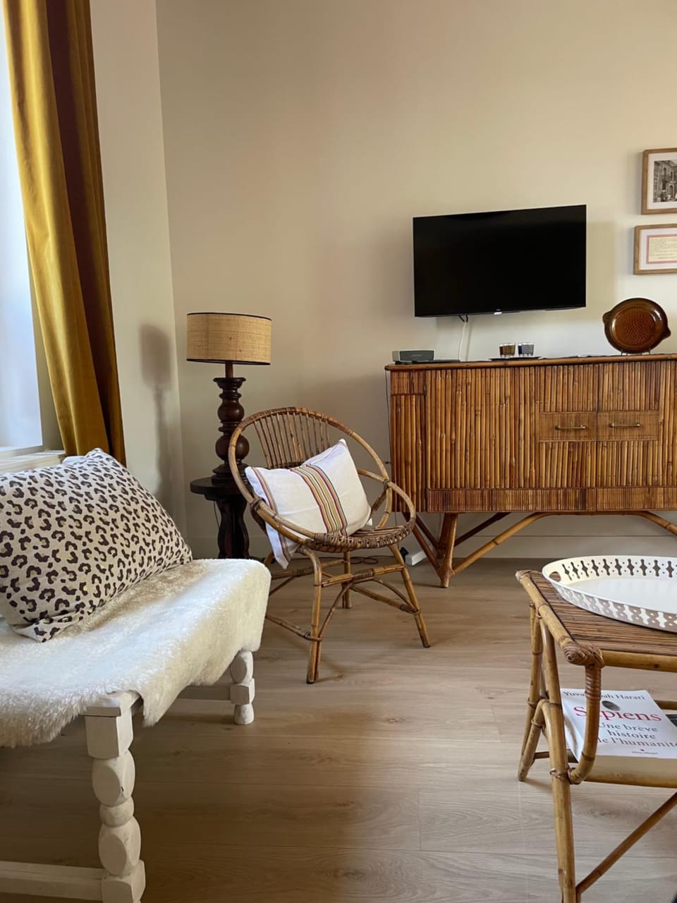 Communal lounge/ TV room, TV and multimedia, Living room, Seating area