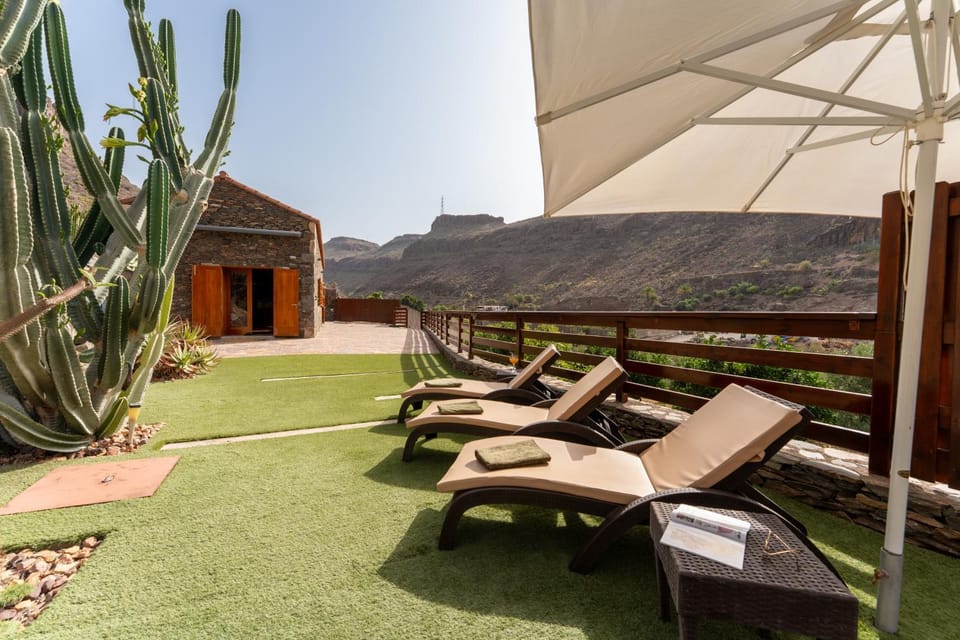 Property building, Mountain view, sunbed