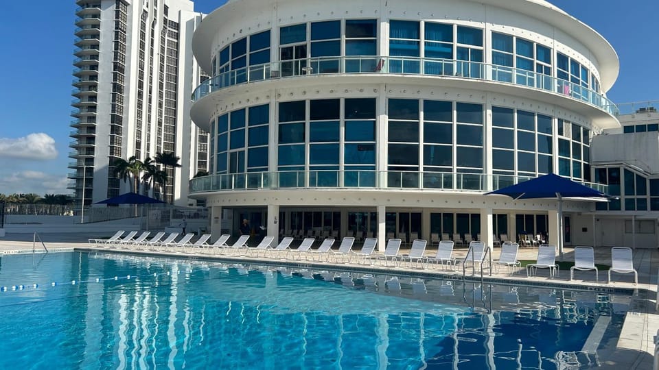 Shine Suites Studio 11 Apartment in Miami Beach