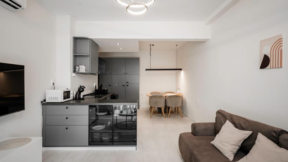 Kitchen or kitchenette, Living room, Dining area