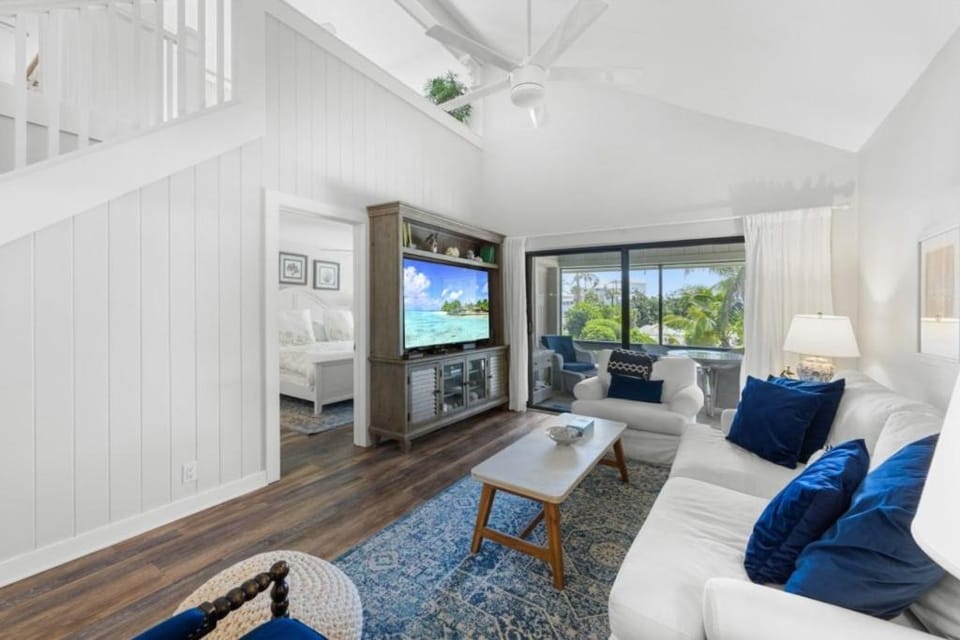 Ventura Captiva 2B- Island Charm meets Coastal Lux Apartment in Sanibel Island