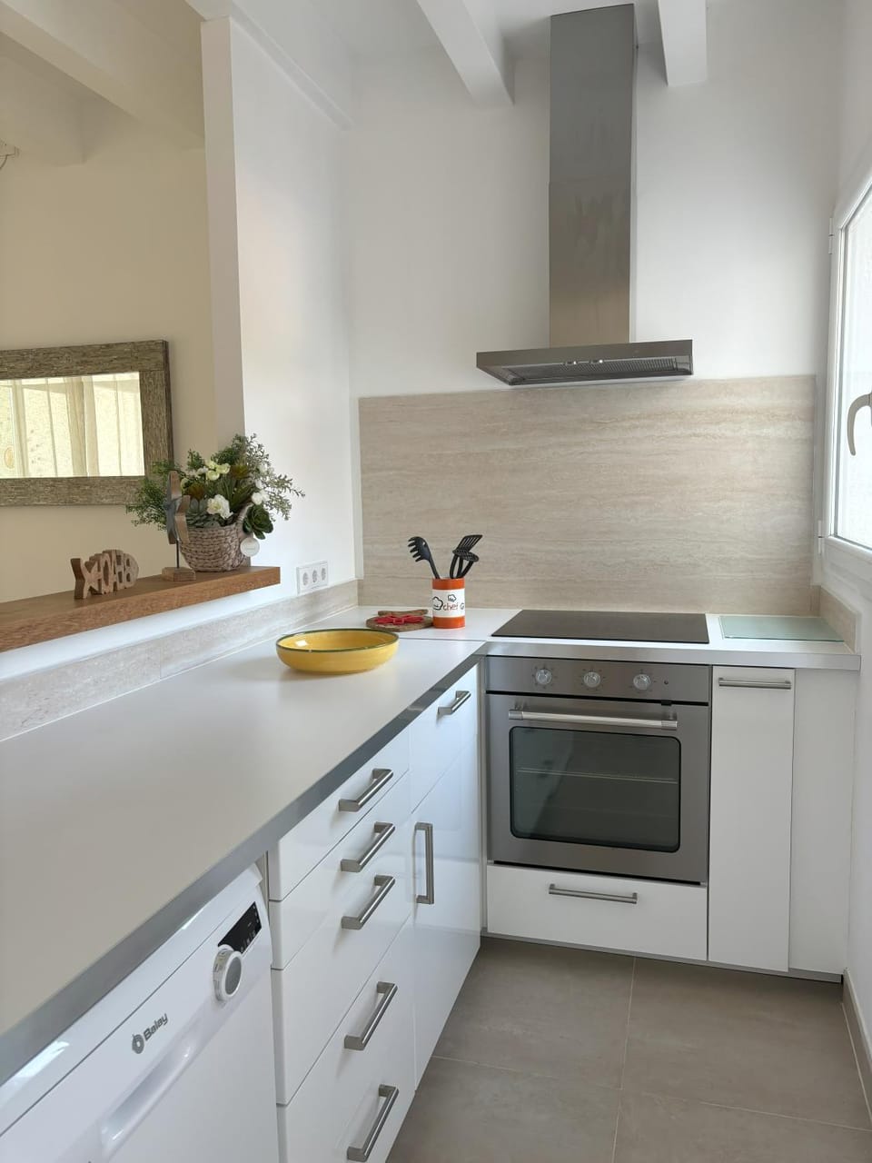 Kitchen or kitchenette, oven, stove