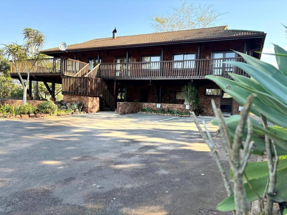 Property building, Garden, Garden view