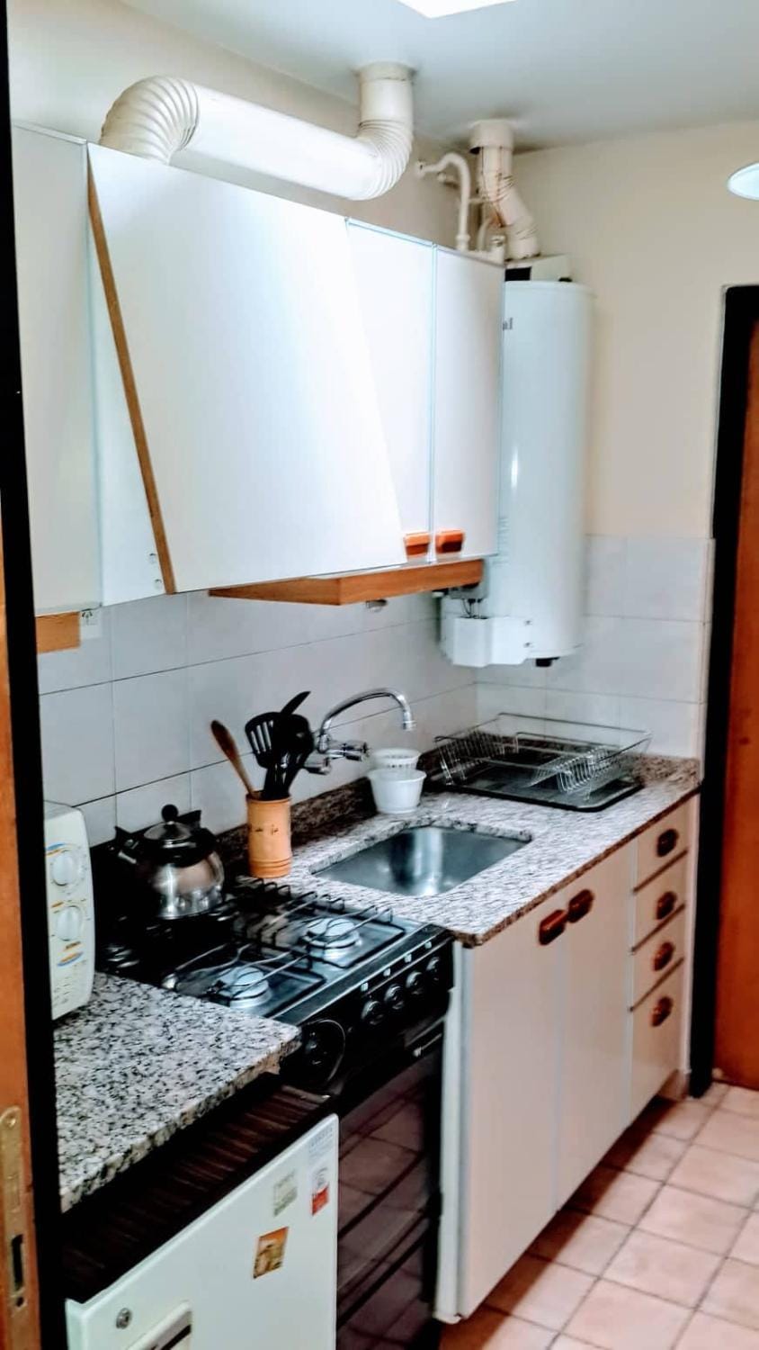 Kitchen or kitchenette, pet friendly, stove