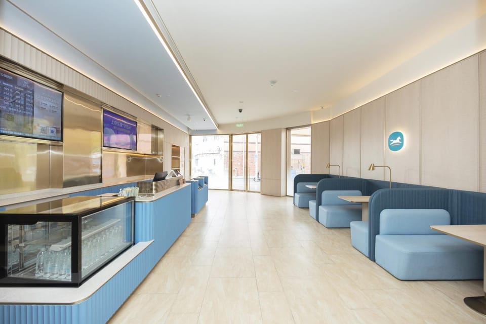 Lobby or reception, Seating area