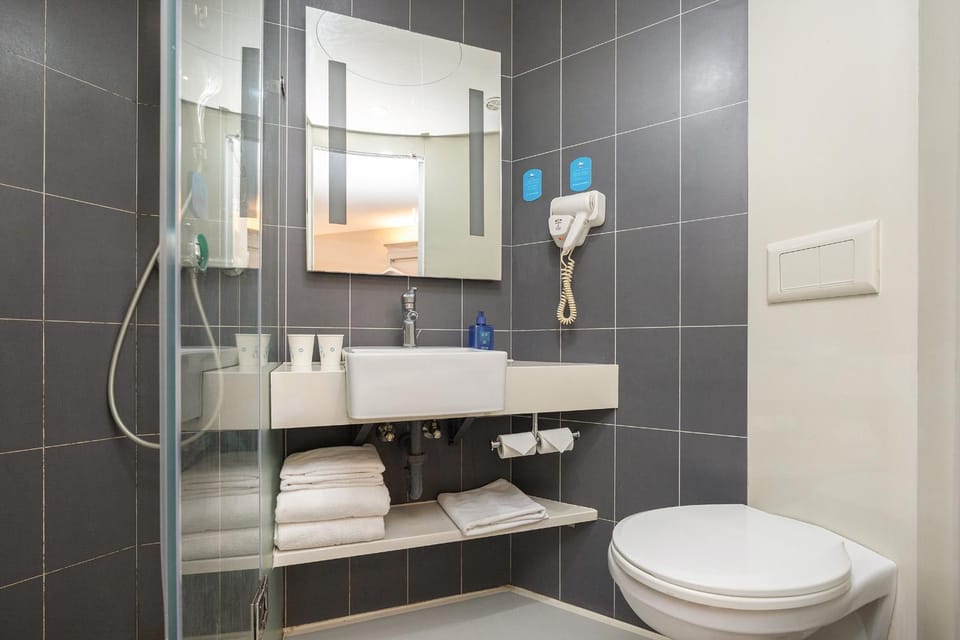 Hanting Hotel Shanghai Pusan Road Subway Station Hotel in Shanghai