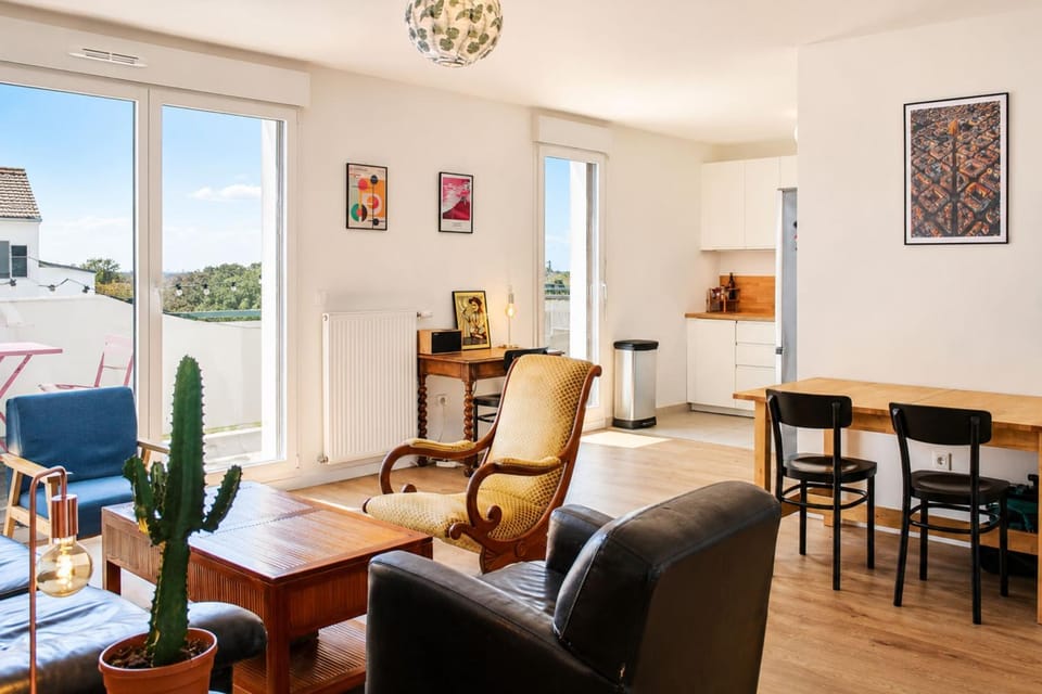 Apartment 2 bedrooms with balcony Apartment in Aubervilliers
