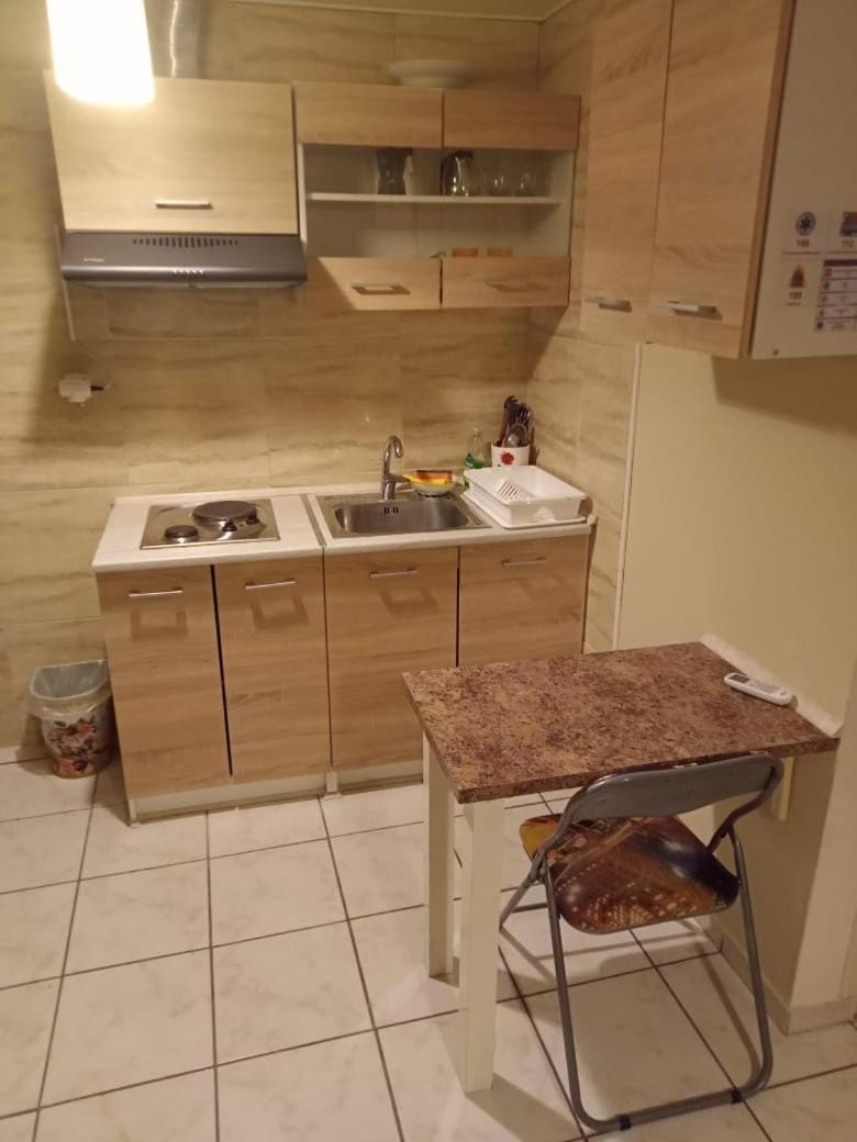 Athens-Koukaki Metro Sygrou-Fix closer Apartment in Kallithea