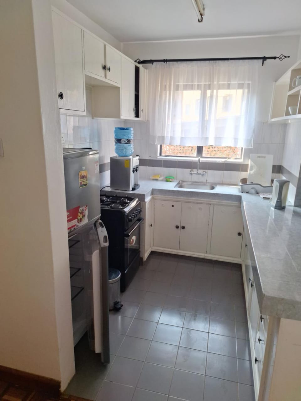 Kitchen or kitchenette, oven