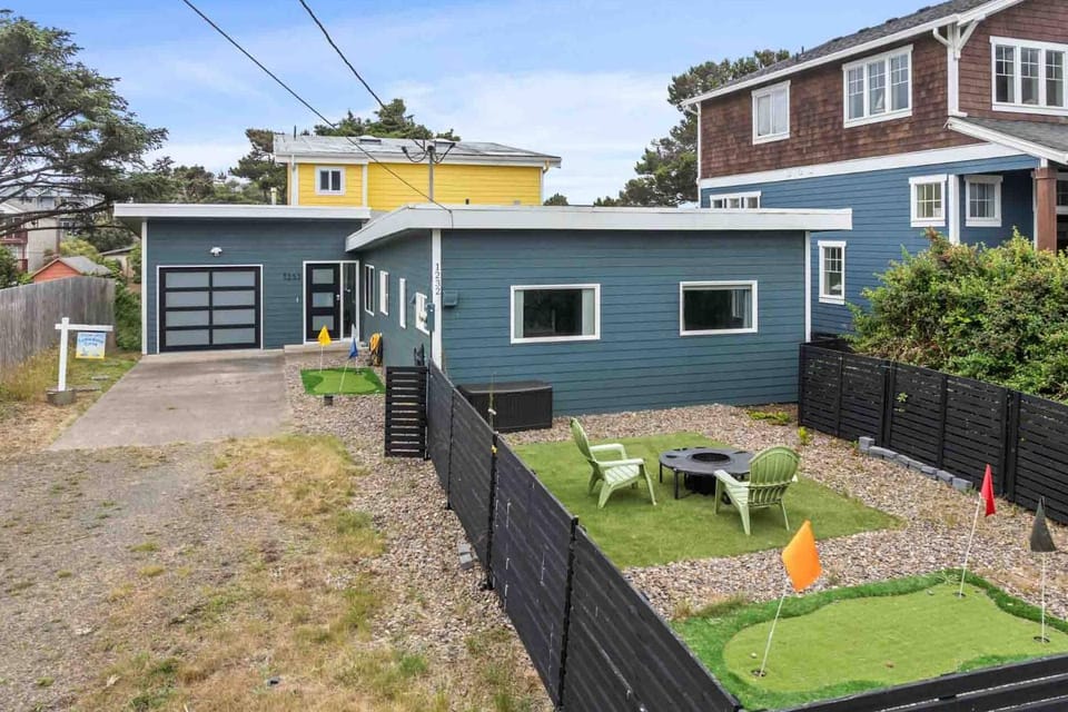 Turtle Dove Cove House in Devils Lake