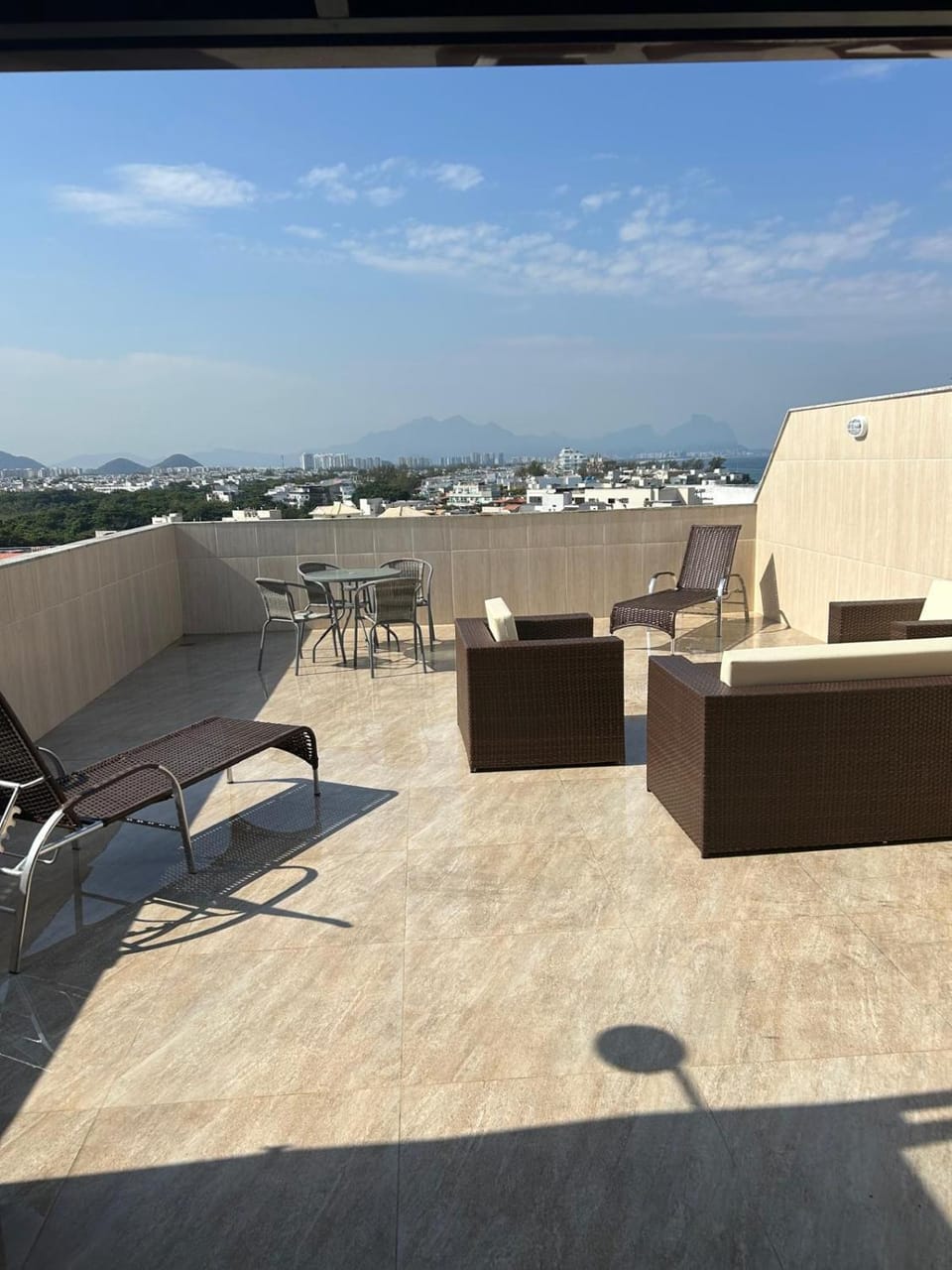 View (from property/room), Balcony/Terrace, Dining area