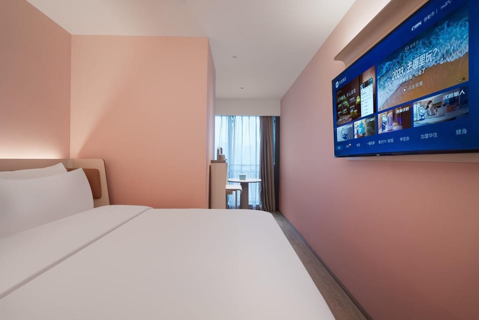 Hanting Hotel Chongqing Liziba Niujiaotuo Subway Station Hotel in China