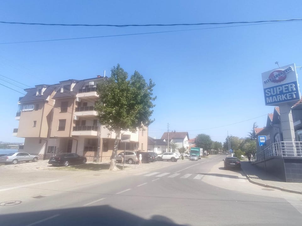 Property building, Neighbourhood, Street view, Location