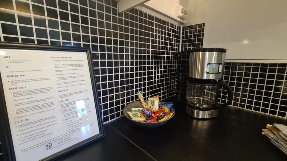 Sentrumsnær sokkelleilighet Apartment in Norrbotten County, Sweden