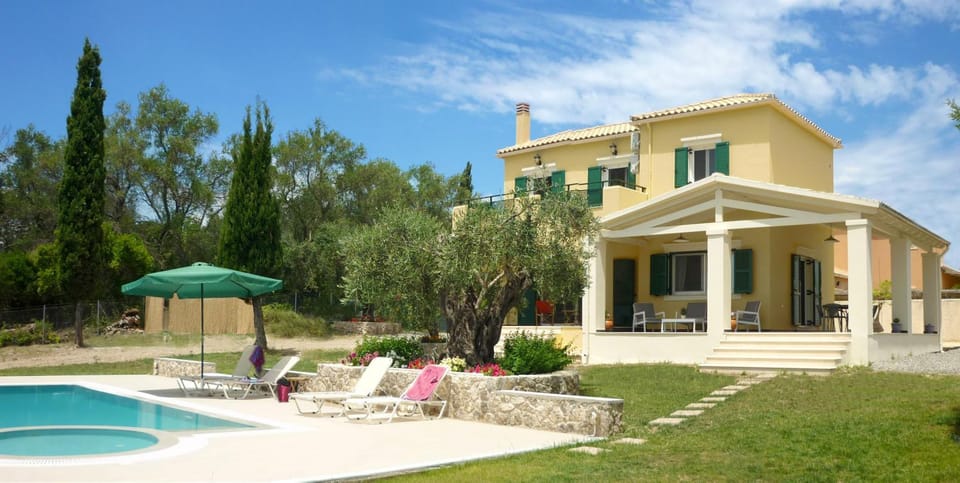 Property building, Garden