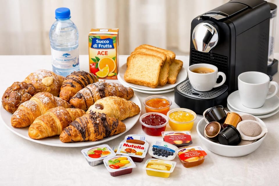 Coffee/tea facilities, Food, Breakfast, Continental breakfast