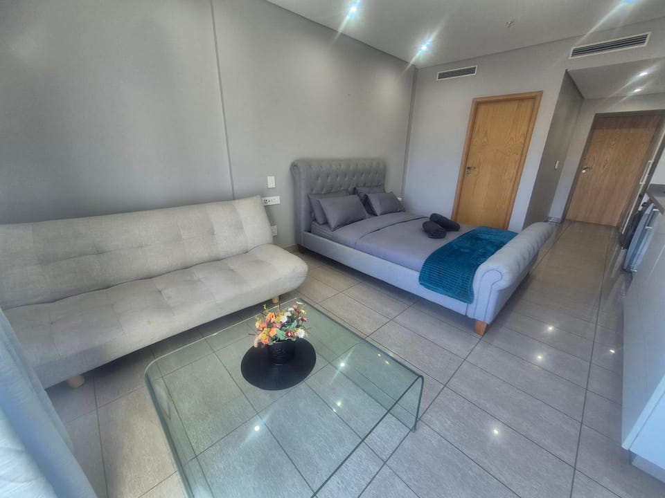 Pearls of Umhlanga Studio 002 Apartment in Umhlanga