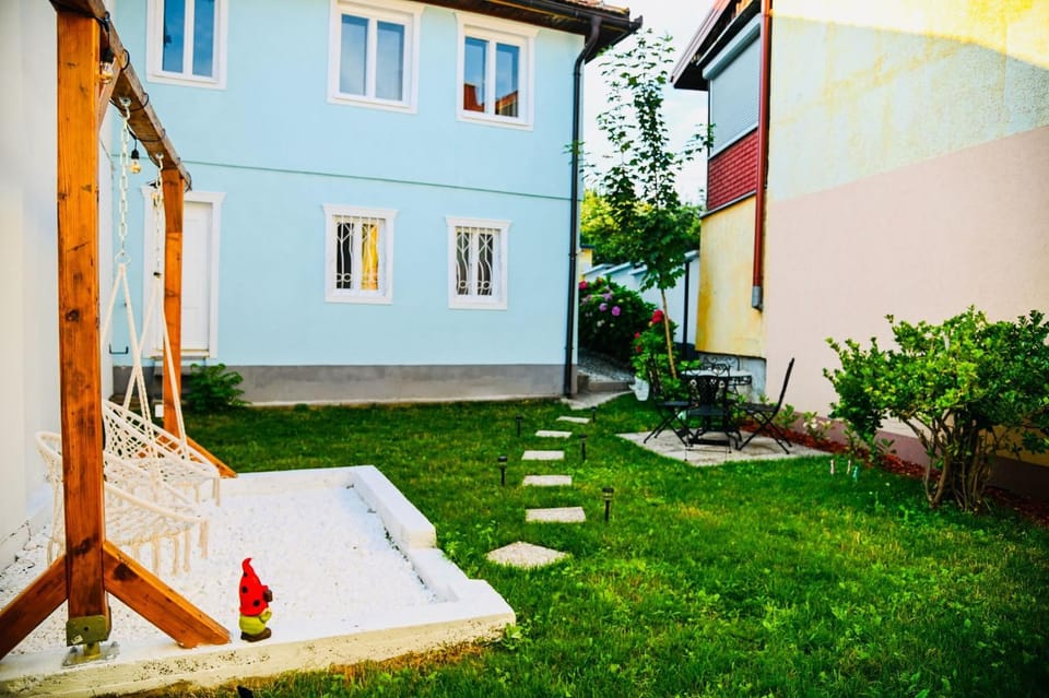 Property building, Day, Natural landscape, Garden