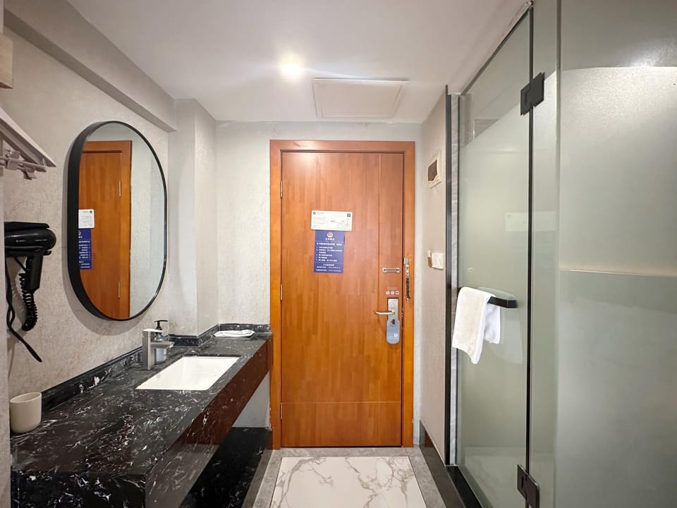 Hanting Hotel Guangzhou Feixiang Park Subway Station Hotel in Guangzhou