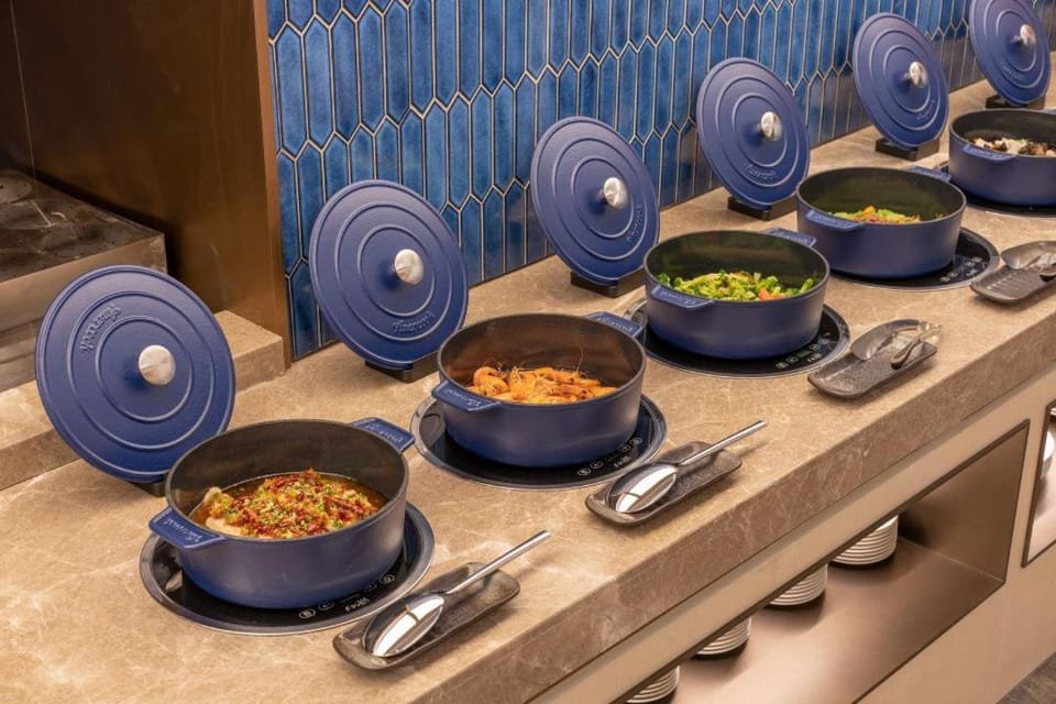 Restaurant/places to eat, Breakfast, Buffet breakfast