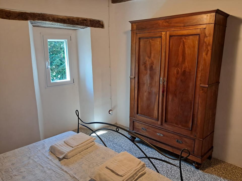 Bed, Photo of the whole room, Bedroom, towels, wardrobe