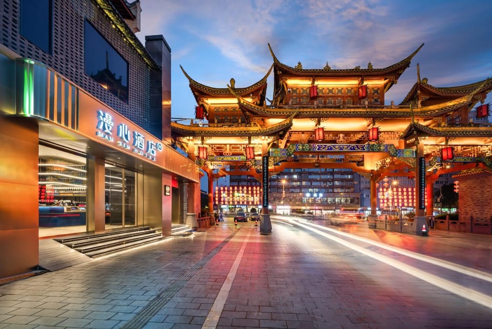 Property building, Night, City view, Location