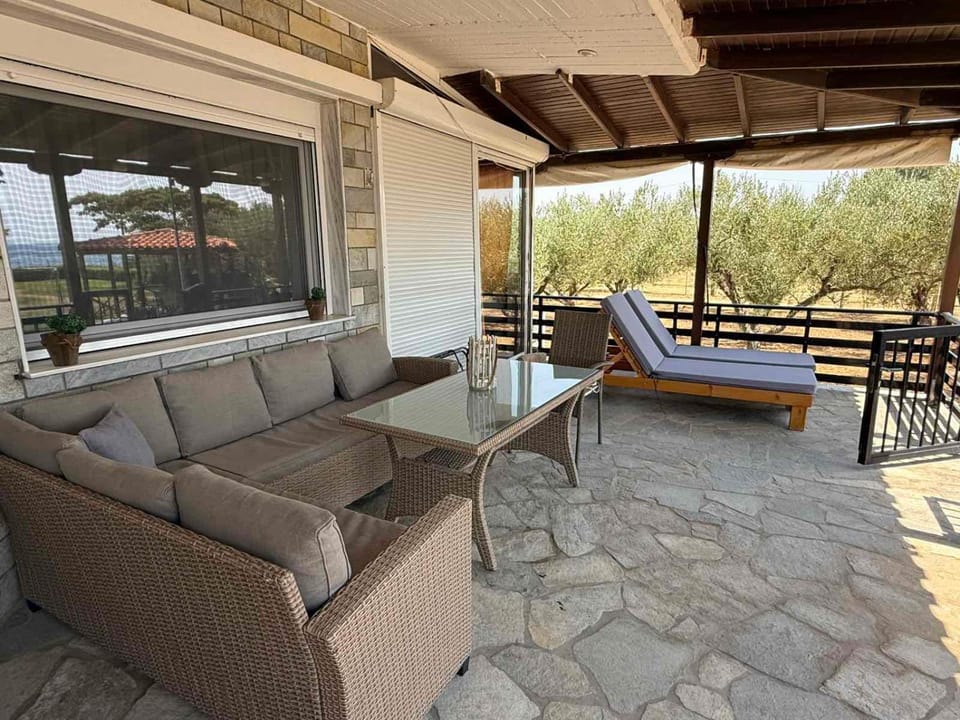 Balcony/Terrace, Balcony/Terrace