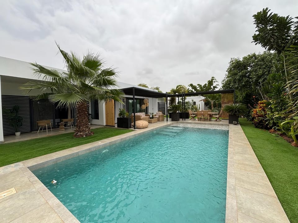 Garden, Balcony/Terrace, Swimming pool