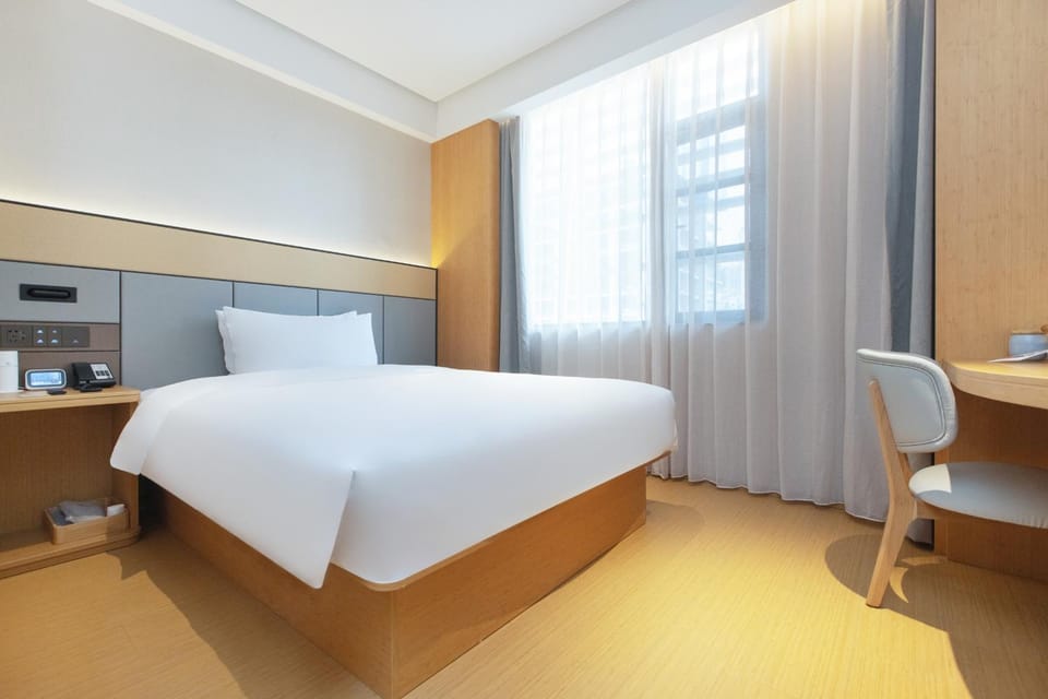 JI Hotel Shenzhen Nanyou West Subway Station Hotel in Hong Kong