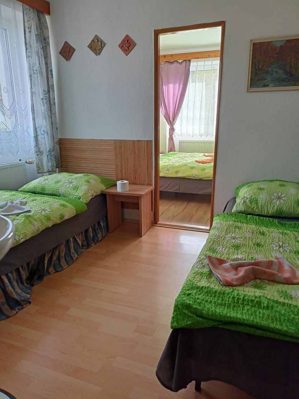 Photo of the whole room